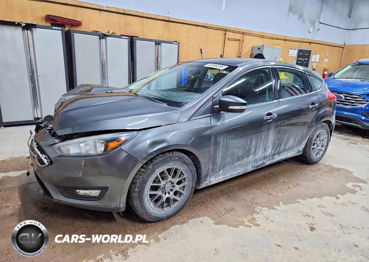 2017 Ford Focus Sel VIN:1FADP3M22HL257400 - 1