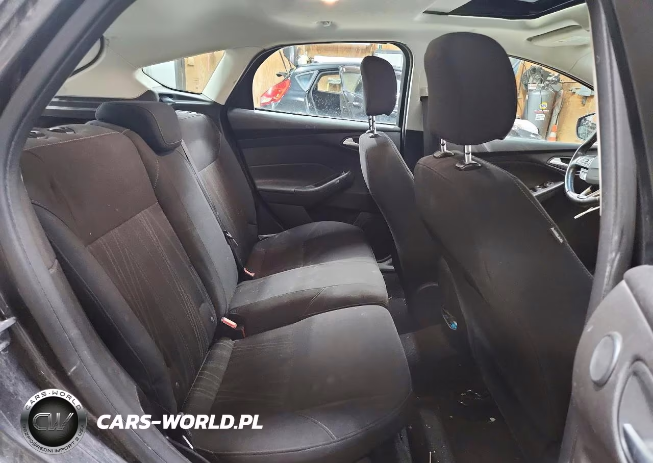 2017 Ford Focus Sel VIN:1FADP3M22HL257400 - 10
