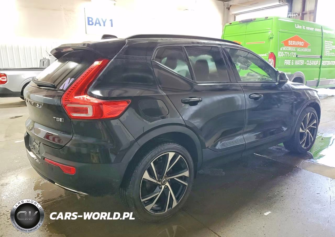 2020 Volvo Xc40 T5 R-Design VIN:YV4162UM8L2274919 - 3