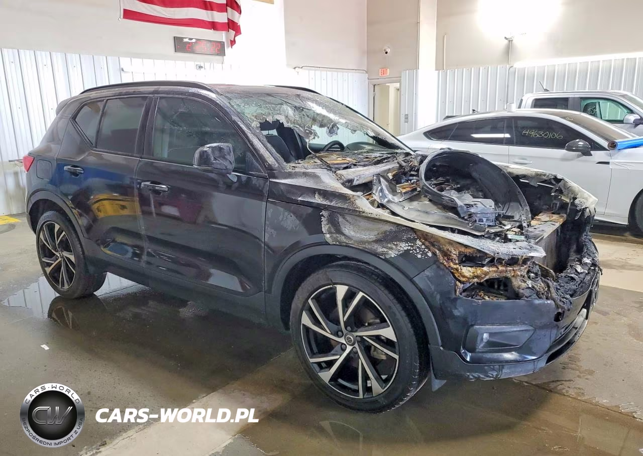 2020 Volvo Xc40 T5 R-Design VIN:YV4162UM8L2274919 - 4