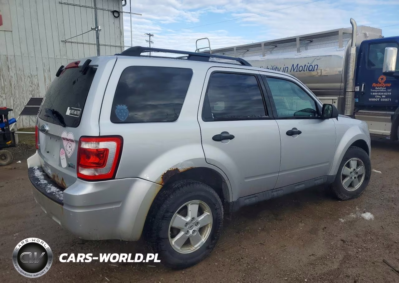 2012 Ford Escape Xlt VIN:1FMCU9DG5CKC21577 - 3