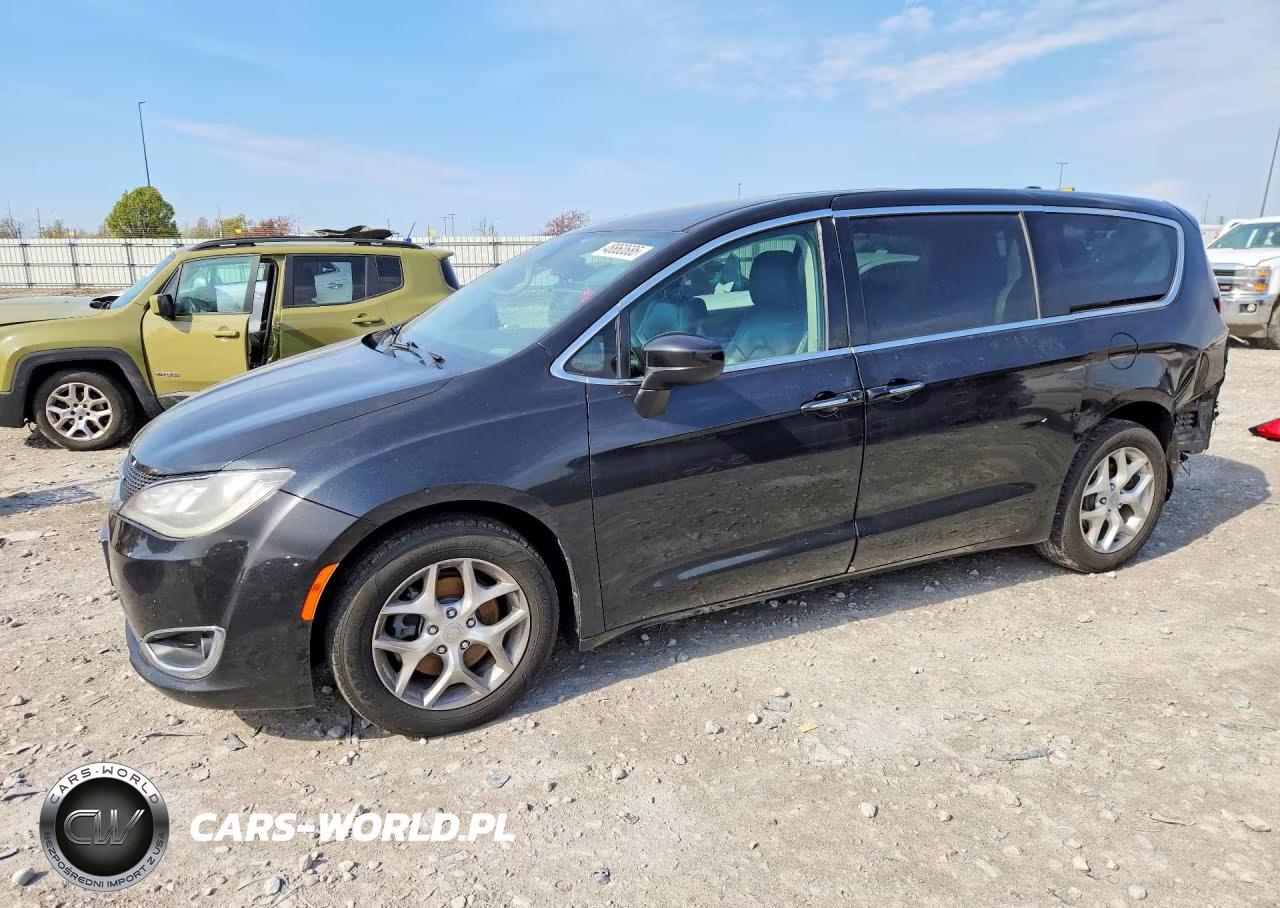 2017 Chrysler Pacifica Touring L – zdjęcie 1 z 14