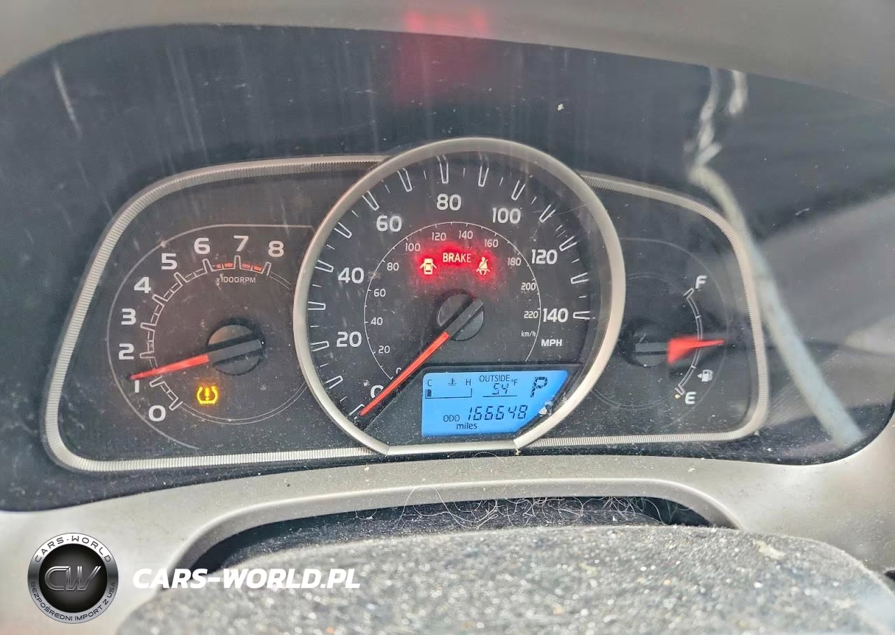 2015 Toyota Rav4 Le VIN:JTMBFREV9FJ047028 - 9