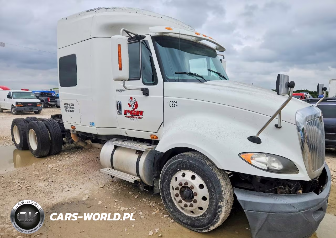 2012 International Prostar Semi Truck