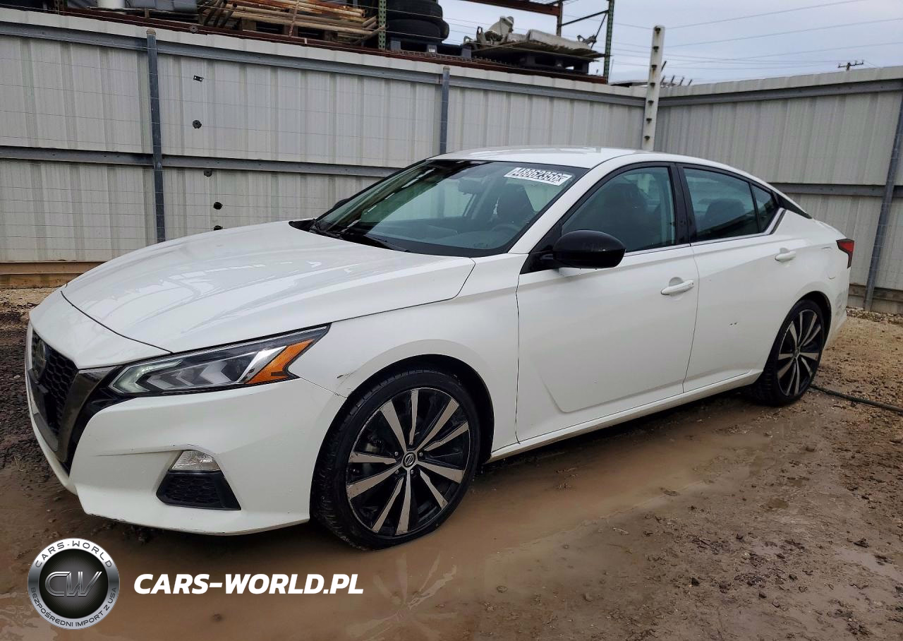 2021 Nissan Altima 2.5 Sr