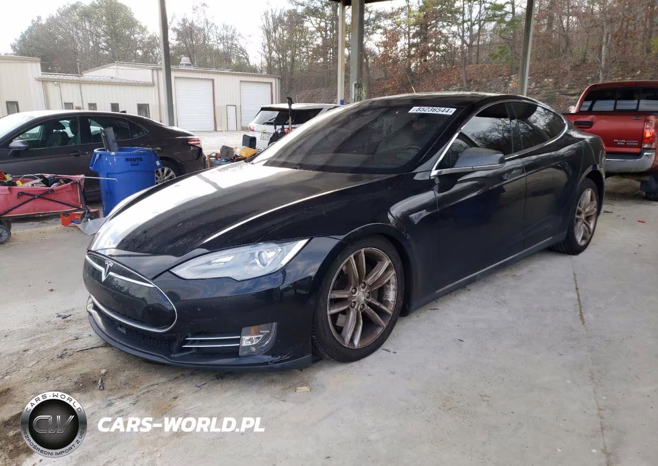 2015 Tesla Model S 85D