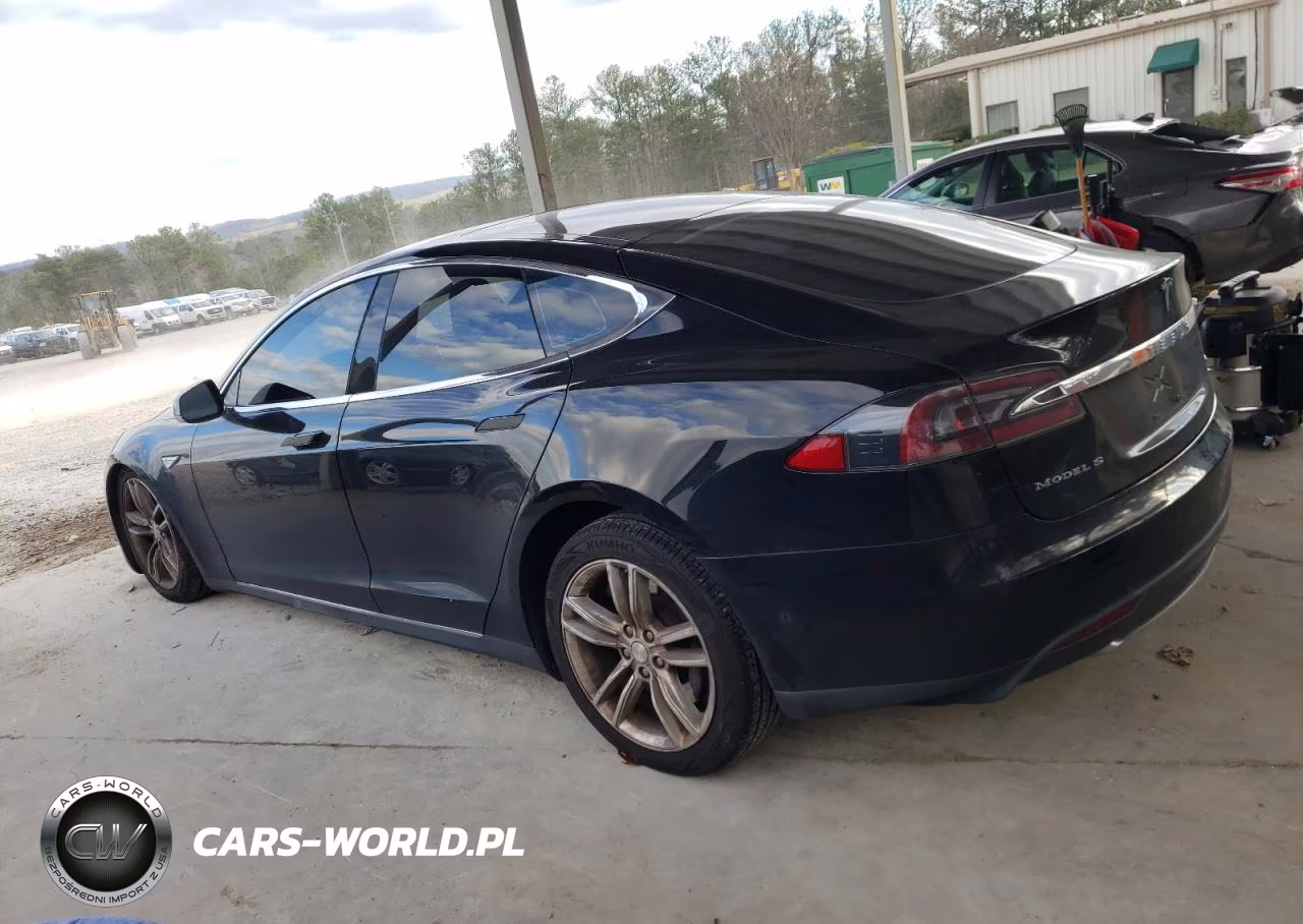 2015 Tesla Model S 85D VIN:5YJSA1H26FF094560 - 2