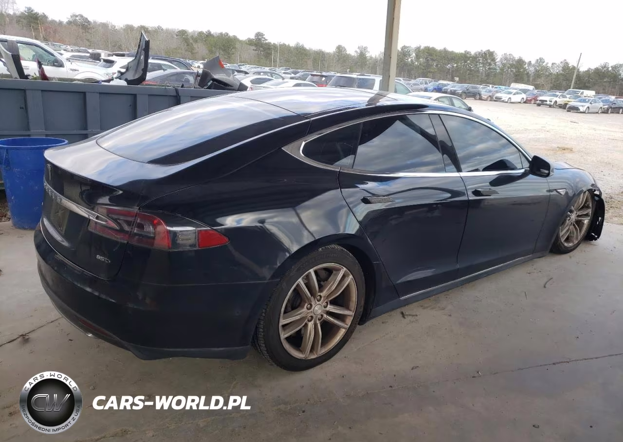 2015 Tesla Model S 85D VIN:5YJSA1H26FF094560 - 3