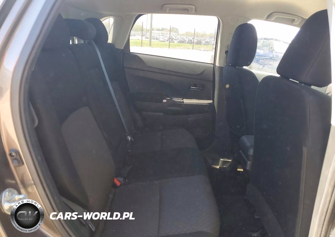 2019 Mitsubishi Outlander Sport Es VIN:JA4AP3AU3KU031610 - 11