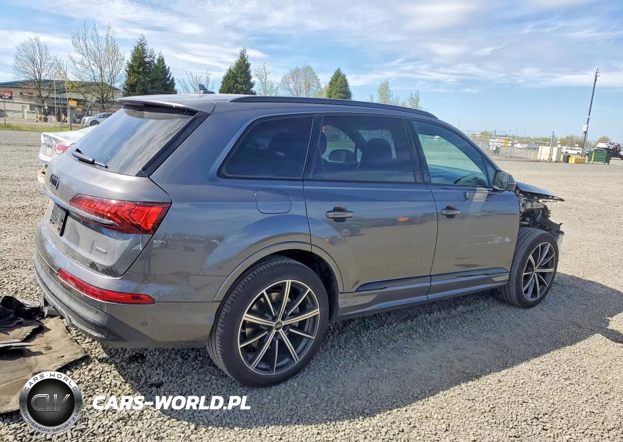 2024 Audi Q7 Premium Plus VIN:WA1LXBF71RD007807 - 3