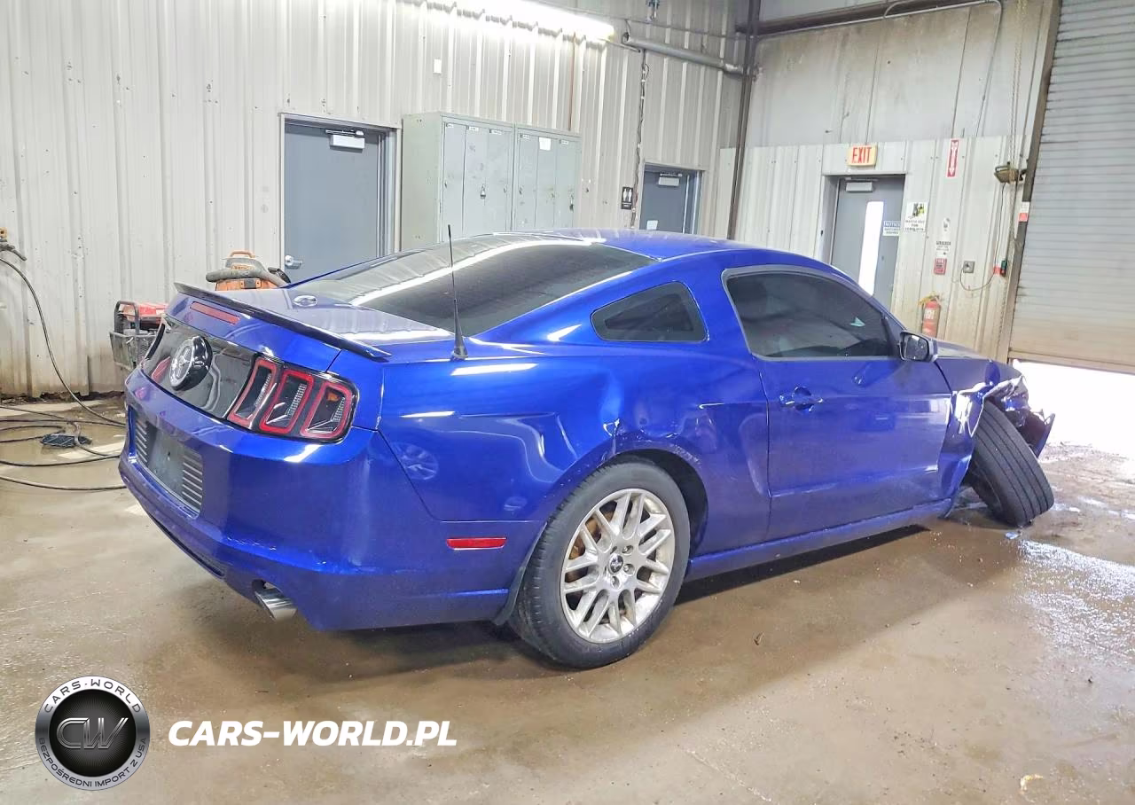 2014 Ford Mustang VIN:1ZVBP8AM7E5333131 - 3