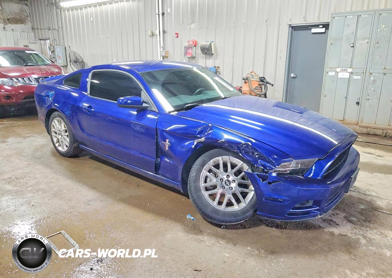 2014 Ford Mustang VIN:1ZVBP8AM7E5333131 - 4