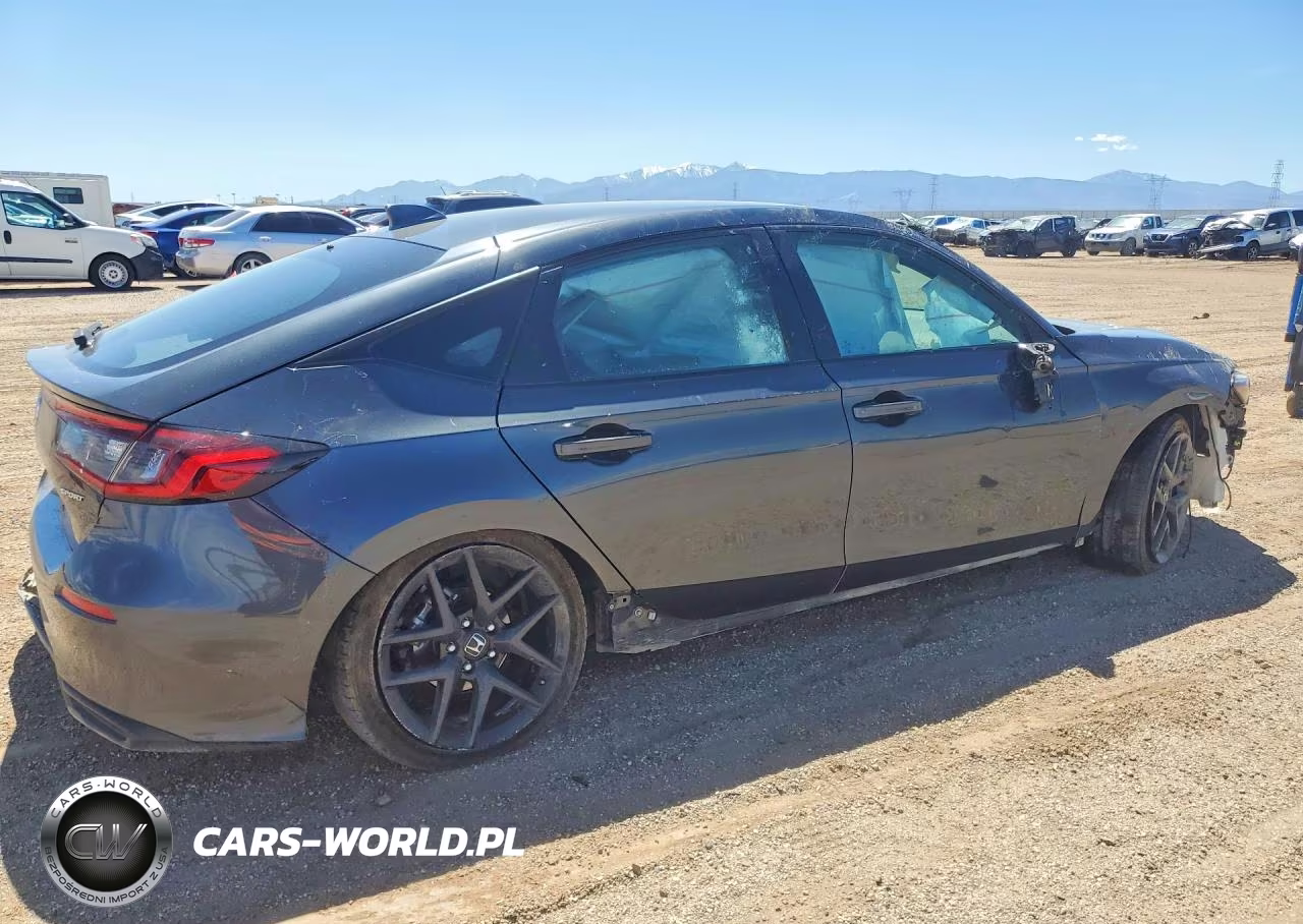 2025 Honda Civic Sport VIN:19XFL2H81SE032828 - 3