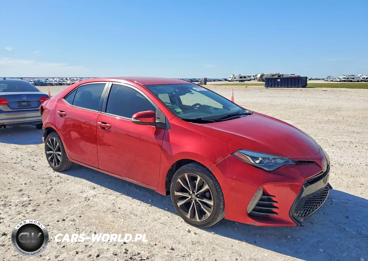 2018 Toyota Corolla Se VIN:2T1BURHE8JC022451 - 4