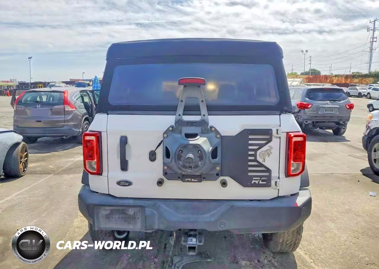 2022 Ford Bronco Base VIN:1FMDE5BH3NLB16572 - 6