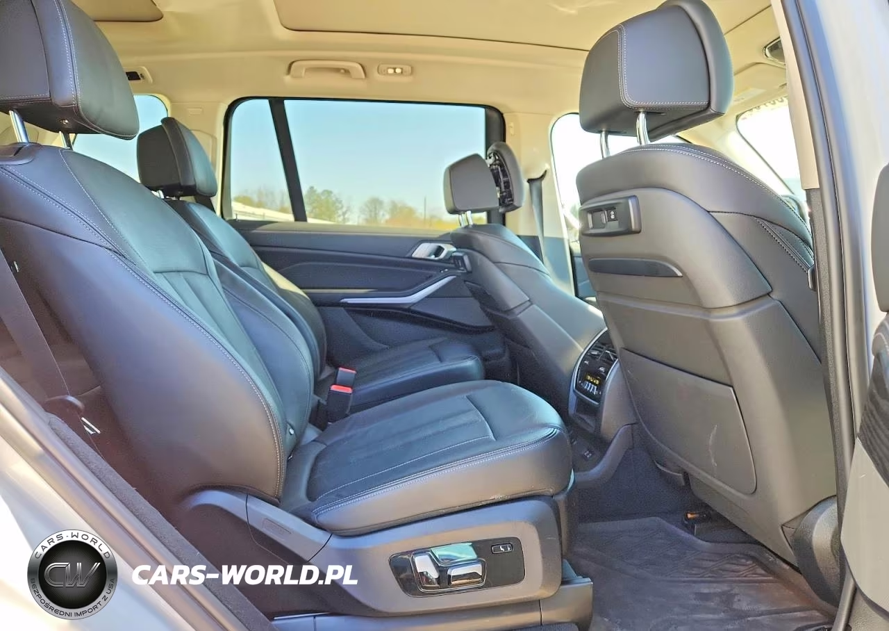 2020 BMW X7 xDrive40I VIN:5UXCW2C0XL9C84046 - 11