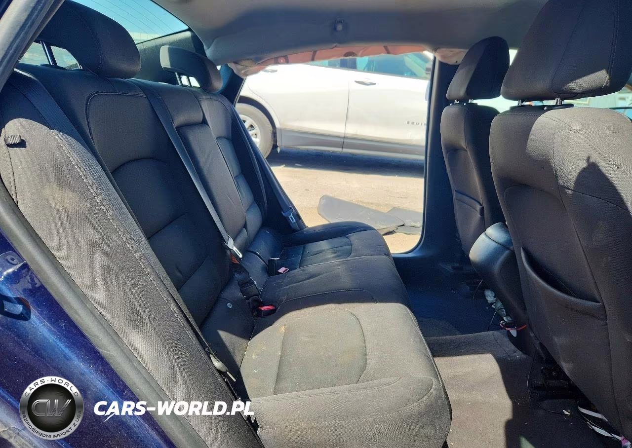 2017 Chevrolet Malibu Ls VIN:1G1ZB5ST7HF186319 - 10