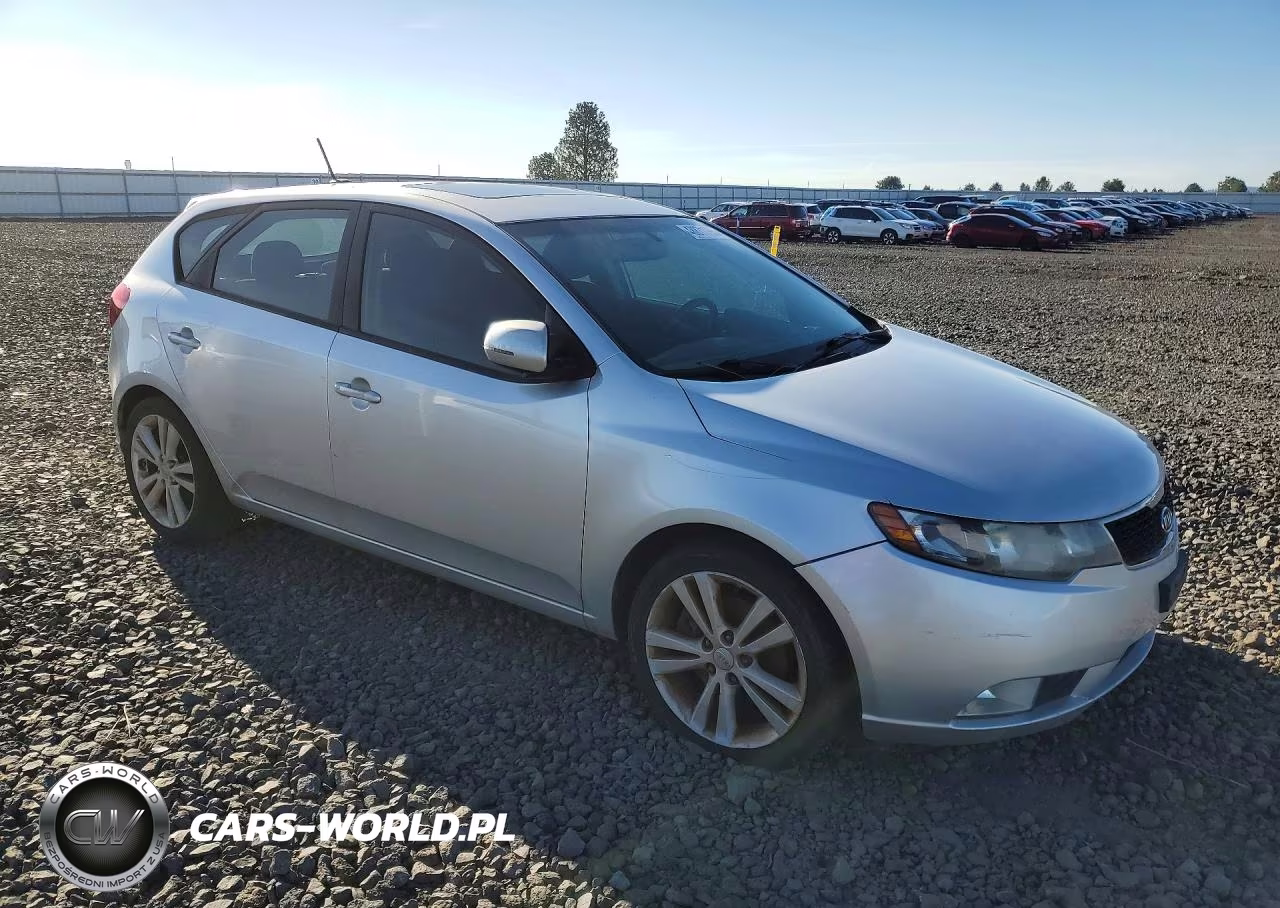 2011 Kia Forte5 Sx VIN:KNAFW5A32B5330028 - 4