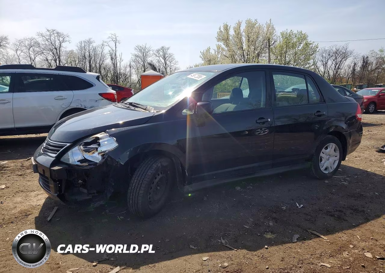 2011 Nissan Versa 1.8 S