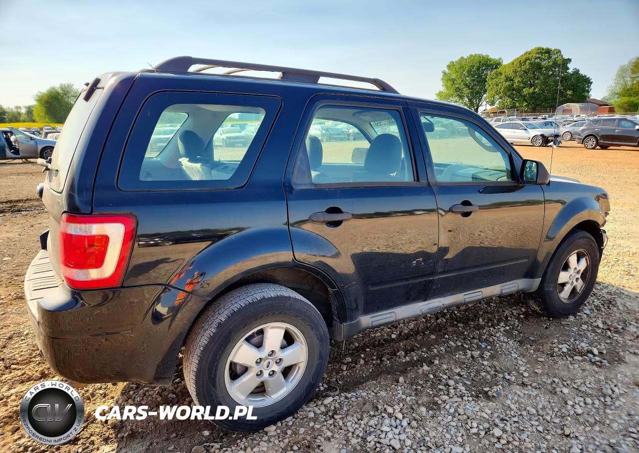 2009 Ford Escape Xls VIN:1FMCU02719KD01546 - 3