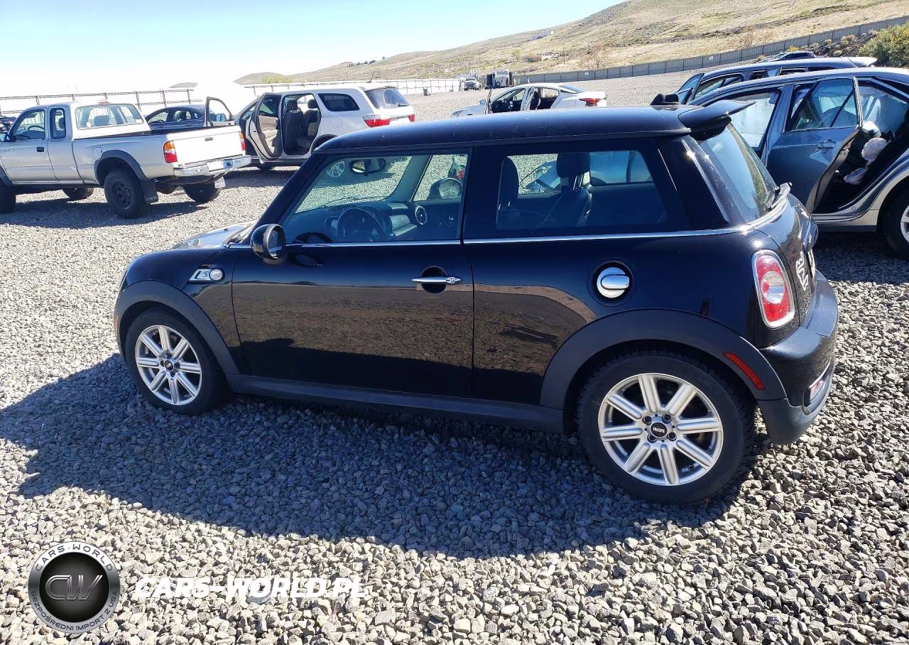 2013 Mini Cooper S VIN:WMWSV3C52DT390331 - 2