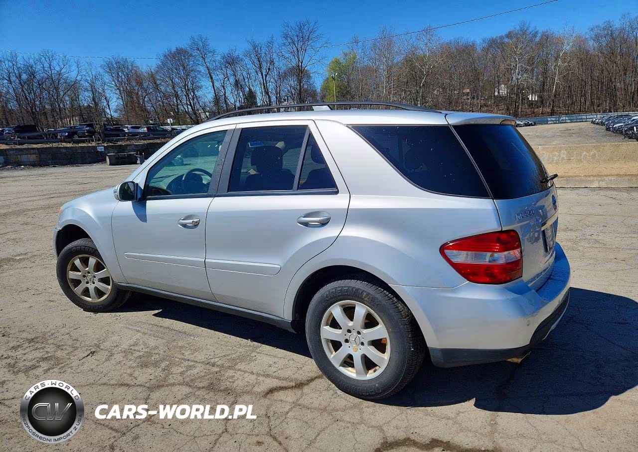 2007 Merz M-Class VIN:4JGBB86E17A249136 - 2