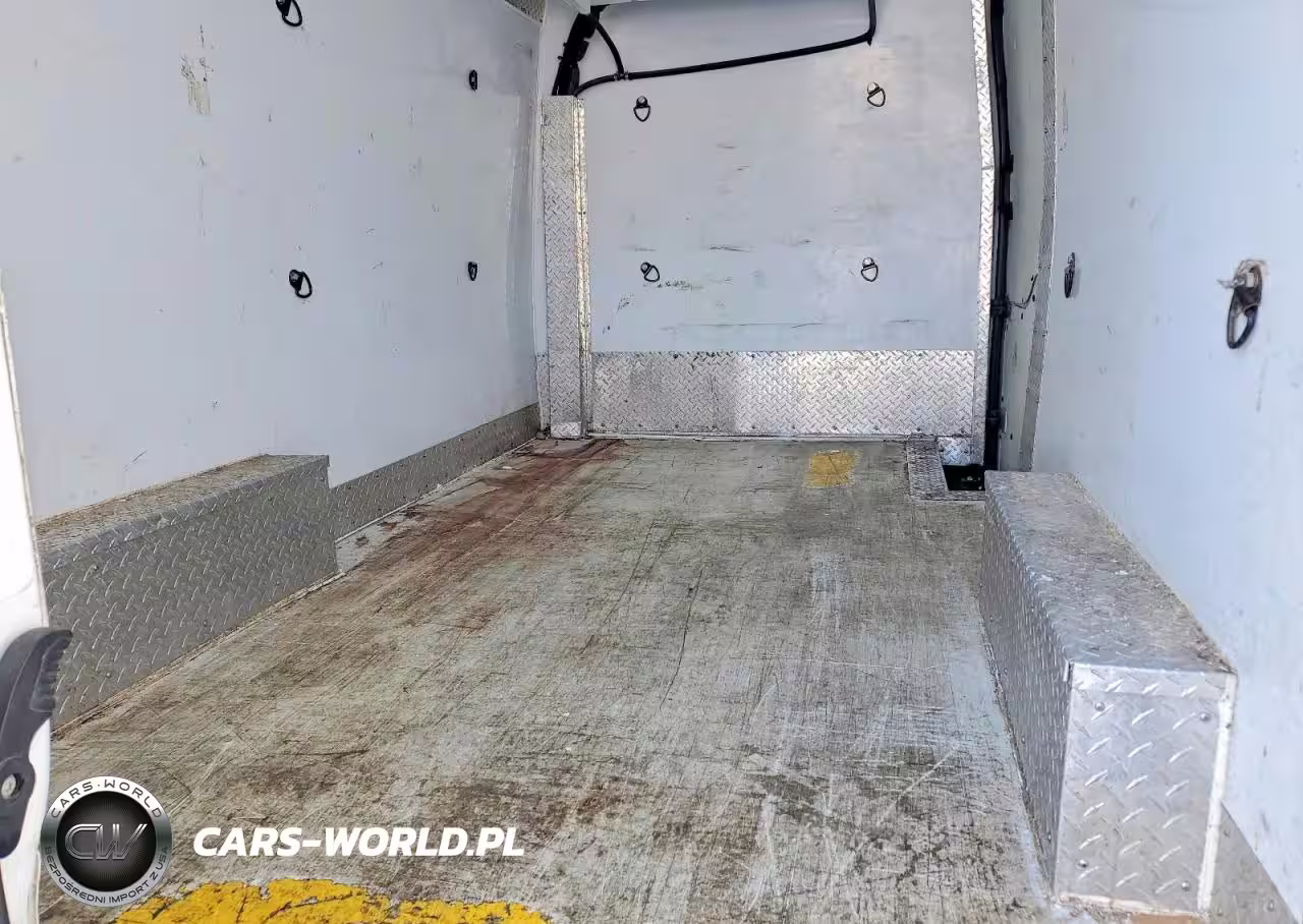 2023 Ford Transit Refrigerated Delivery Van VIN:1FTBR1C80PKB87437 - 10