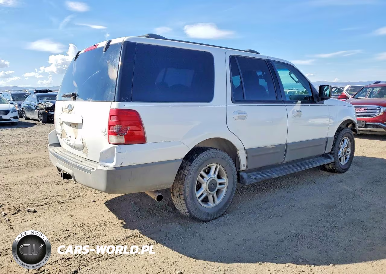 2003 Ford Expedition Xlt VIN:1FMPU16W43LA24286 - 3