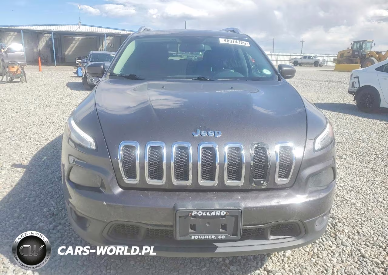 2016 Jeep Cherokee Latitude VIN:1C4PJMCS4GW155349 - 5