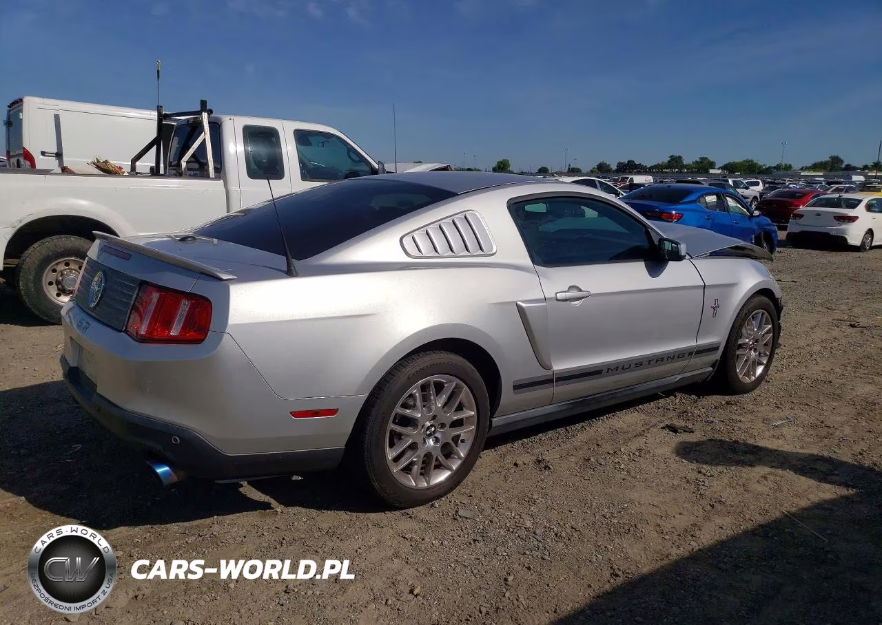 2012 Ford Mustang VIN:1ZVBP8AM4C5273063 - 3