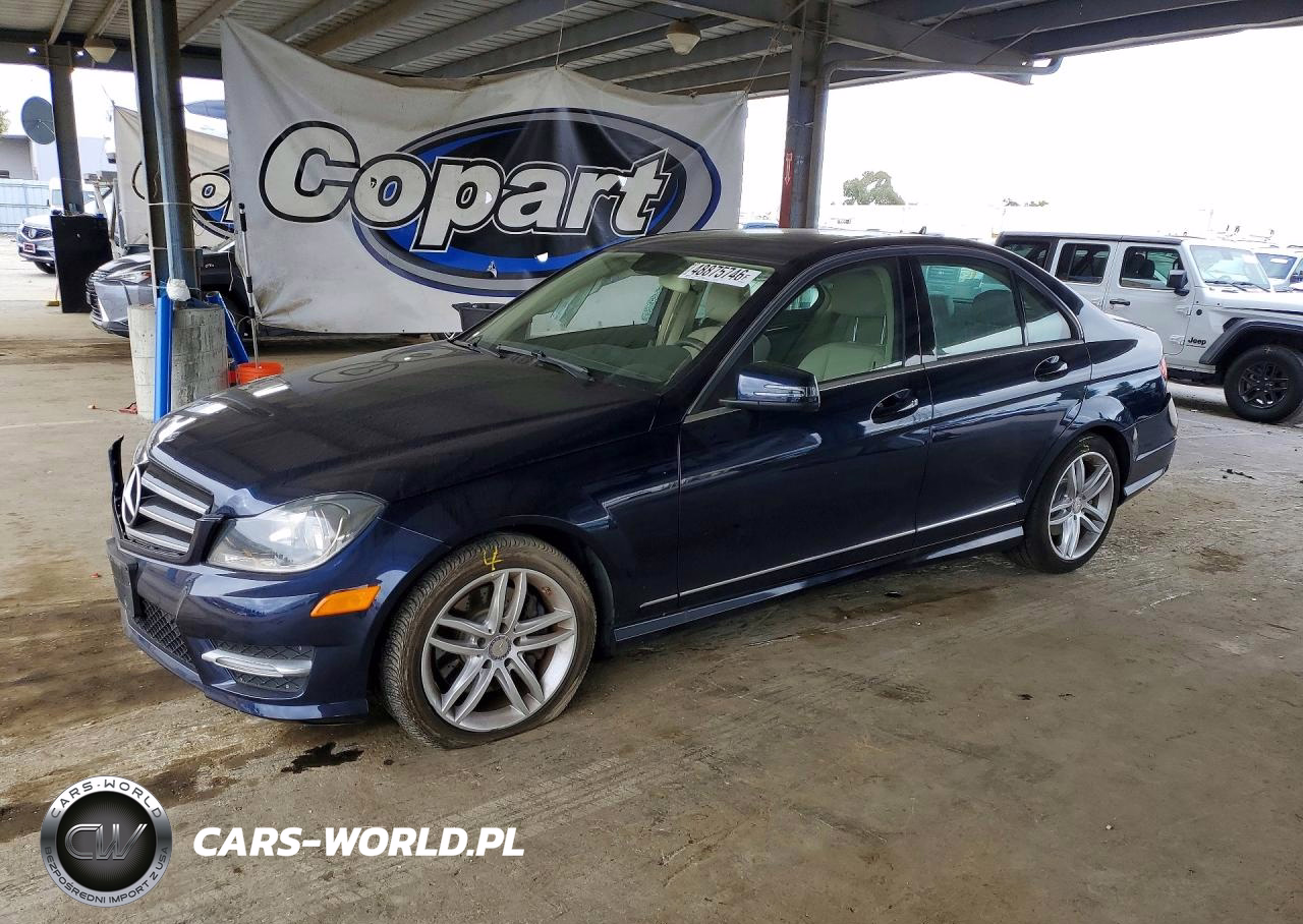 2014 Mercedes-Benz C 300 4Matic