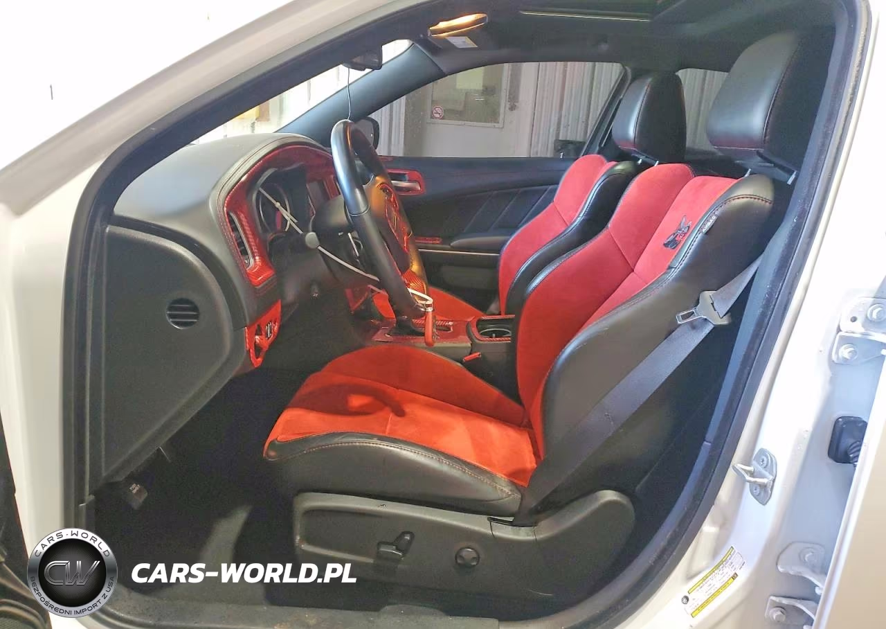 2023 Dodge Charger Scat Pack VIN:2C3CDXGJ9PH579850 - 7
