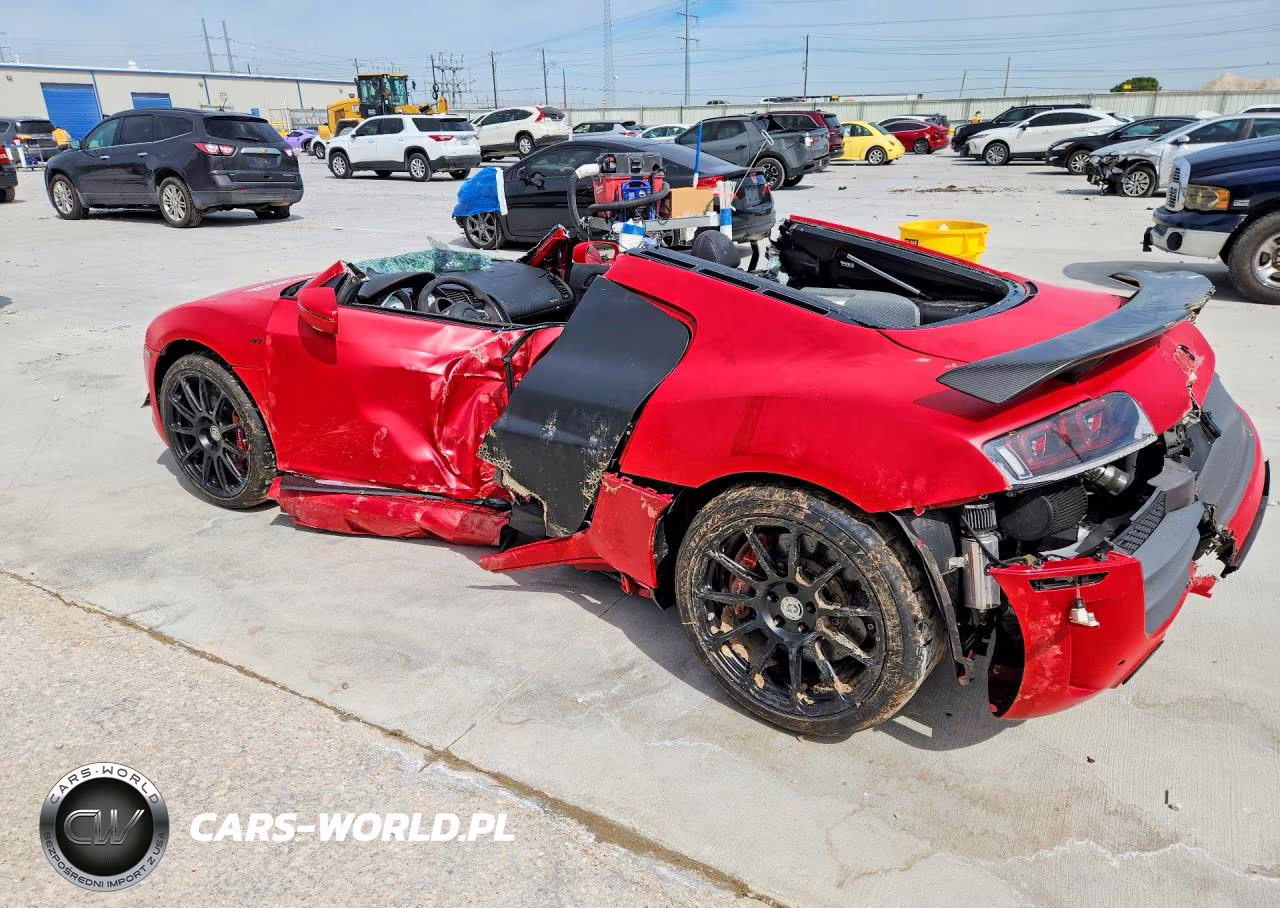 2012 Audi R8 5.2 Quattro VIN:WUA9NAFGXCN900112 - 2