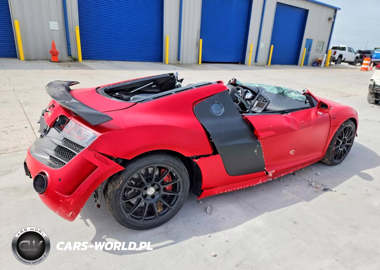 2012 Audi R8 5.2 Quattro VIN:WUA9NAFGXCN900112 - 3