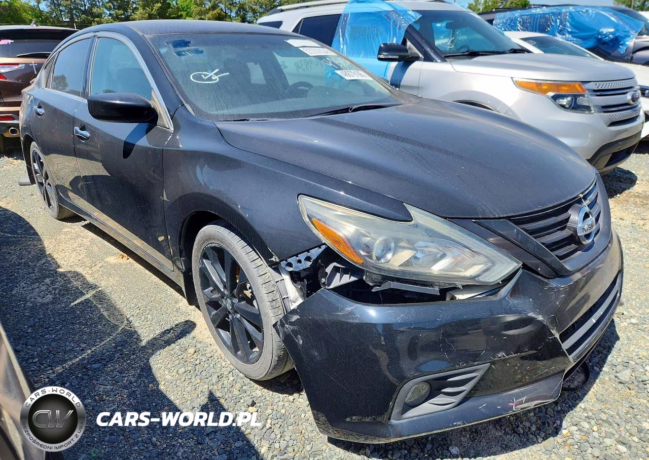 2018 Nissan Altima 2.5 VIN:1N4AL3AP6JC475456 - 4