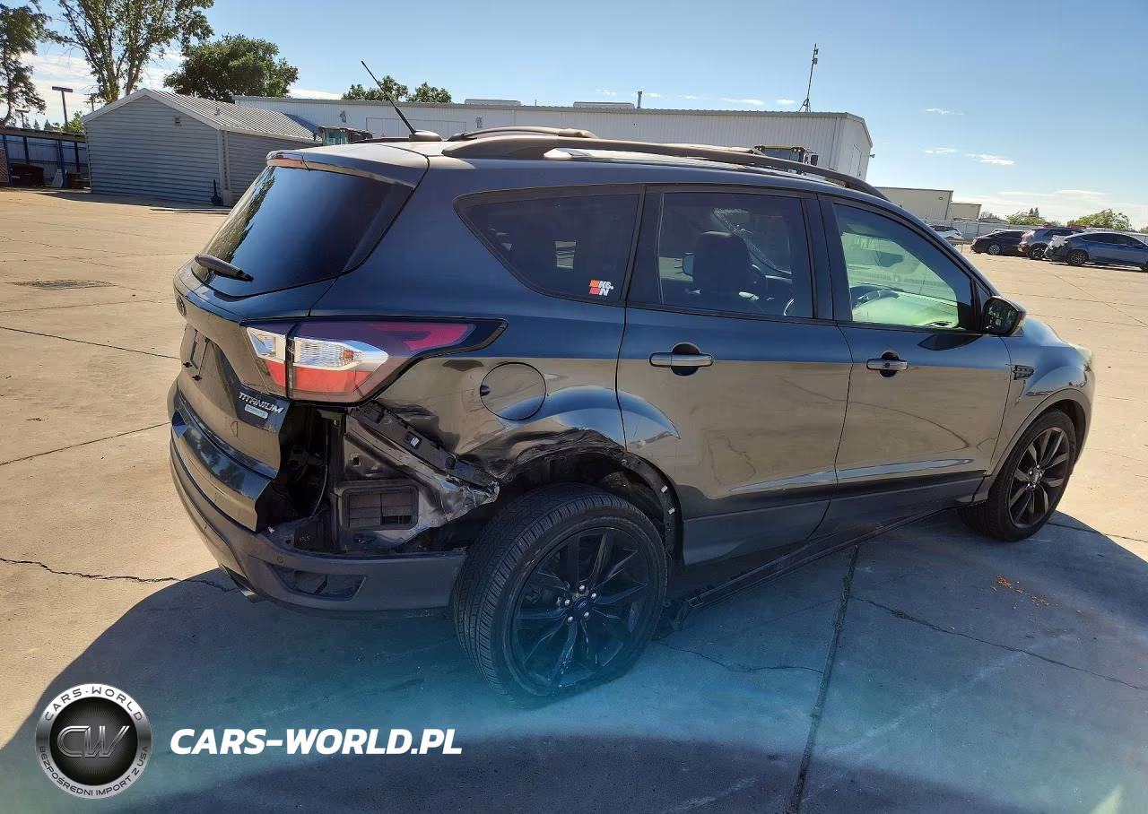 2017 Ford Escape Titanium VIN:1FMCU0J93HUC67275 - 3