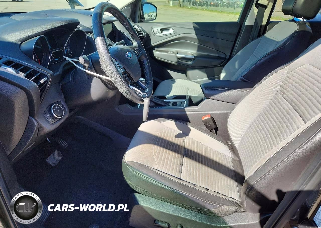 2017 Ford Escape Titanium VIN:1FMCU0J93HUC67275 - 7