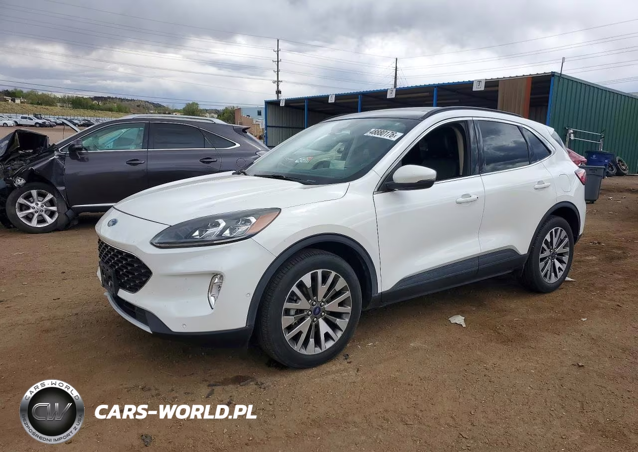 2020 Ford Escape Titanium