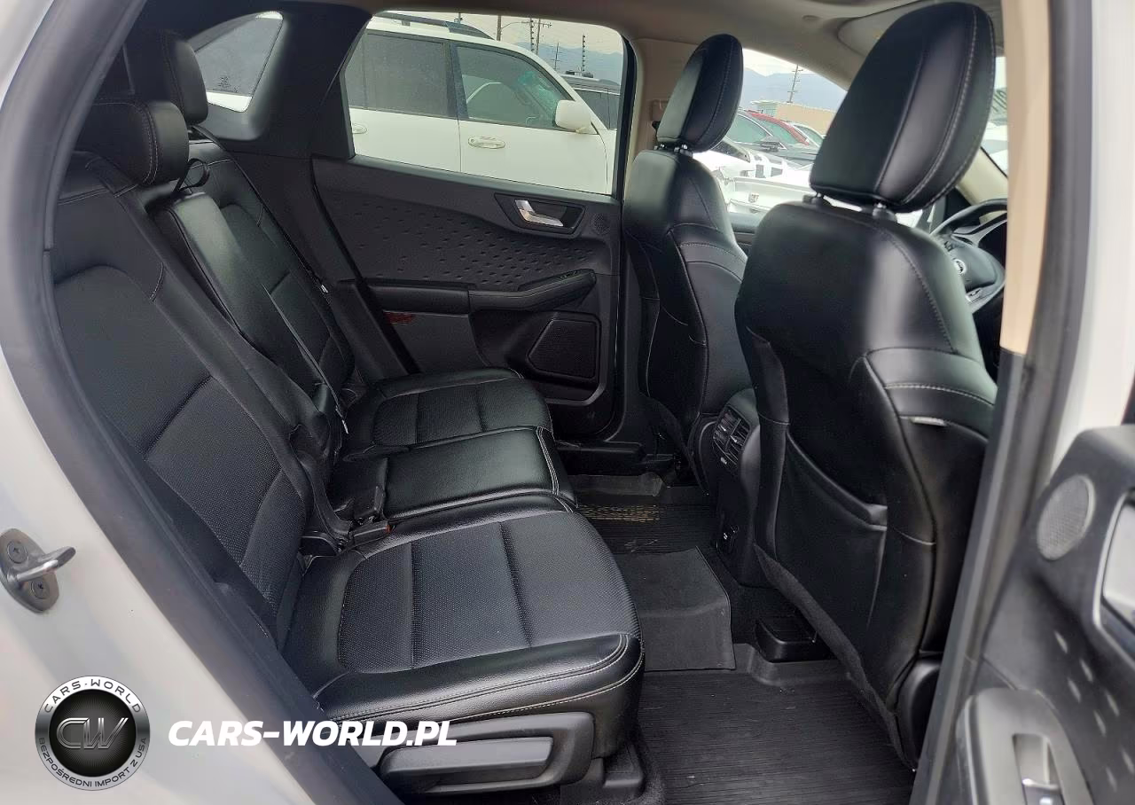 2020 Ford Escape Titanium VIN:1FMCU9J92LUC74103 - 11