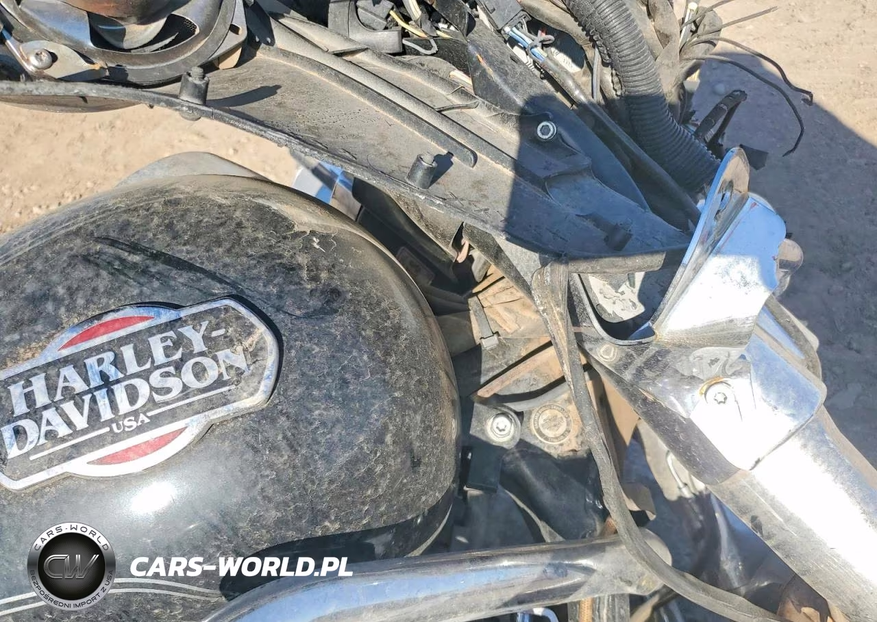 2008 Harley-Davidson Flhtcui VIN:1HD1FC4388Y613942 - 8