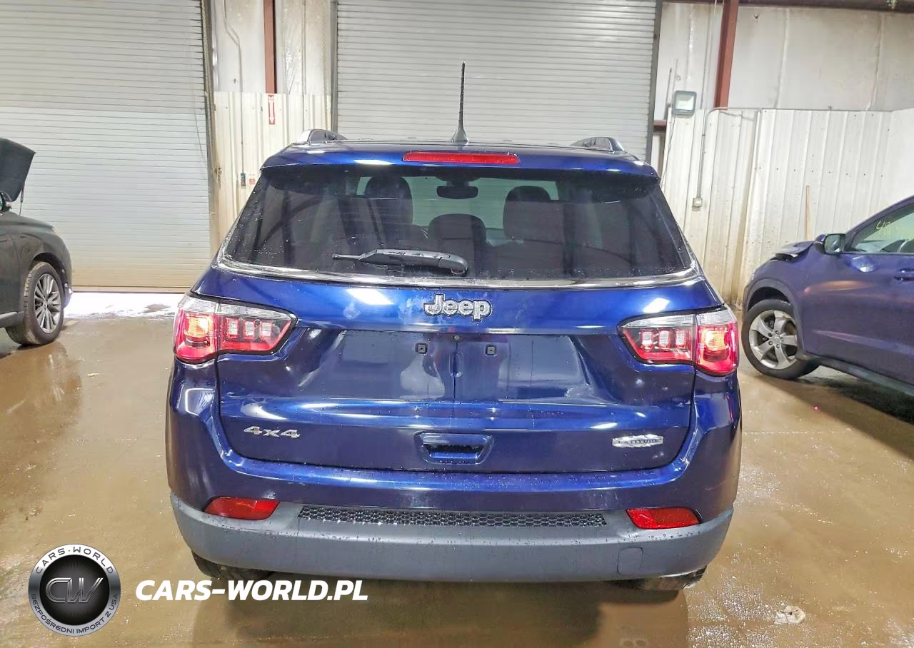 2018 Jeep Compass Latitude VIN:3C4NJDBB2JT261966 - 6