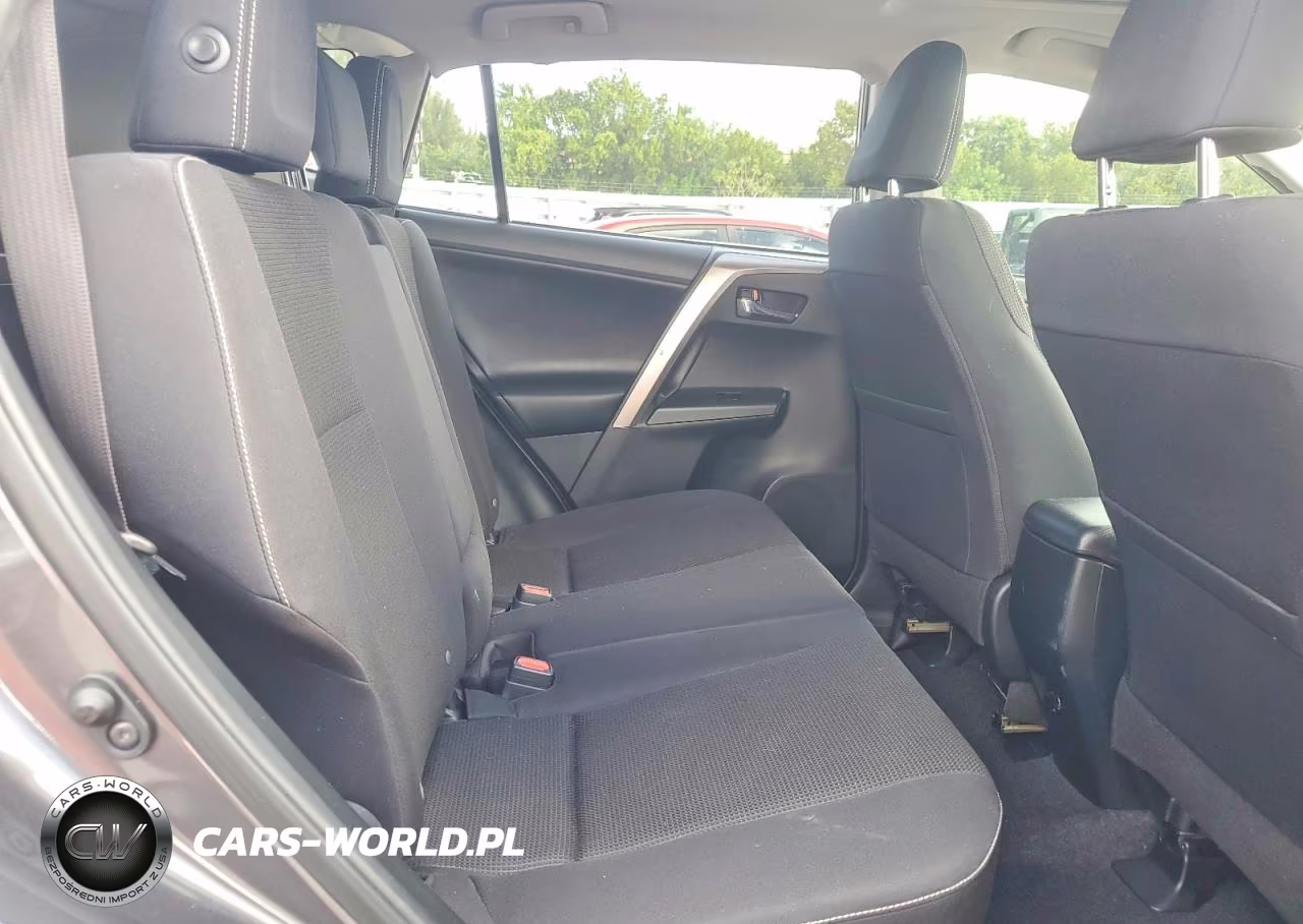 2018 Toyota Rav4 Xle VIN:JTMWFREV7JJ188349 - 11