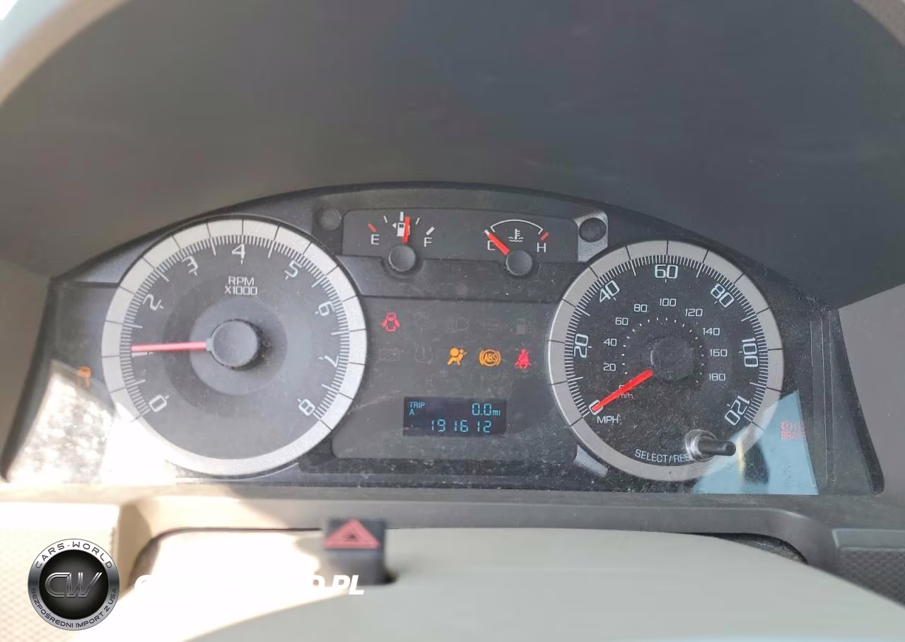 2009 Ford Escape Xls VIN:1FMCU027X9KD01657 - 9