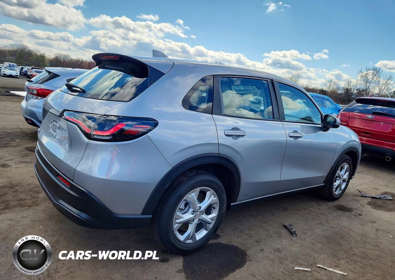 2025 Honda Hr-V Lx VIN:3CZRZ2H38SM760890 - 3
