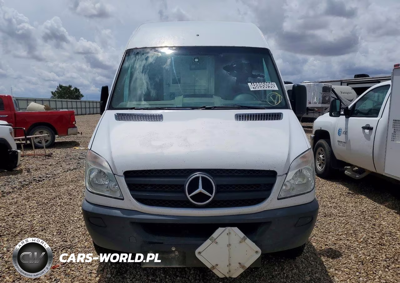 2012 Mercedes Benz Sprinter 2500 Delivery Van VIN:WD3PE8CB6C5687420 - 5