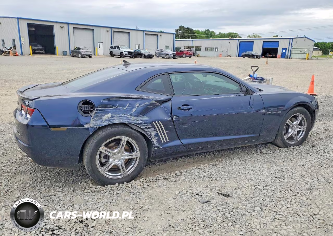 2012 Chevrolet Camaro Ls VIN:2G1FA1E39C9173633 - 3