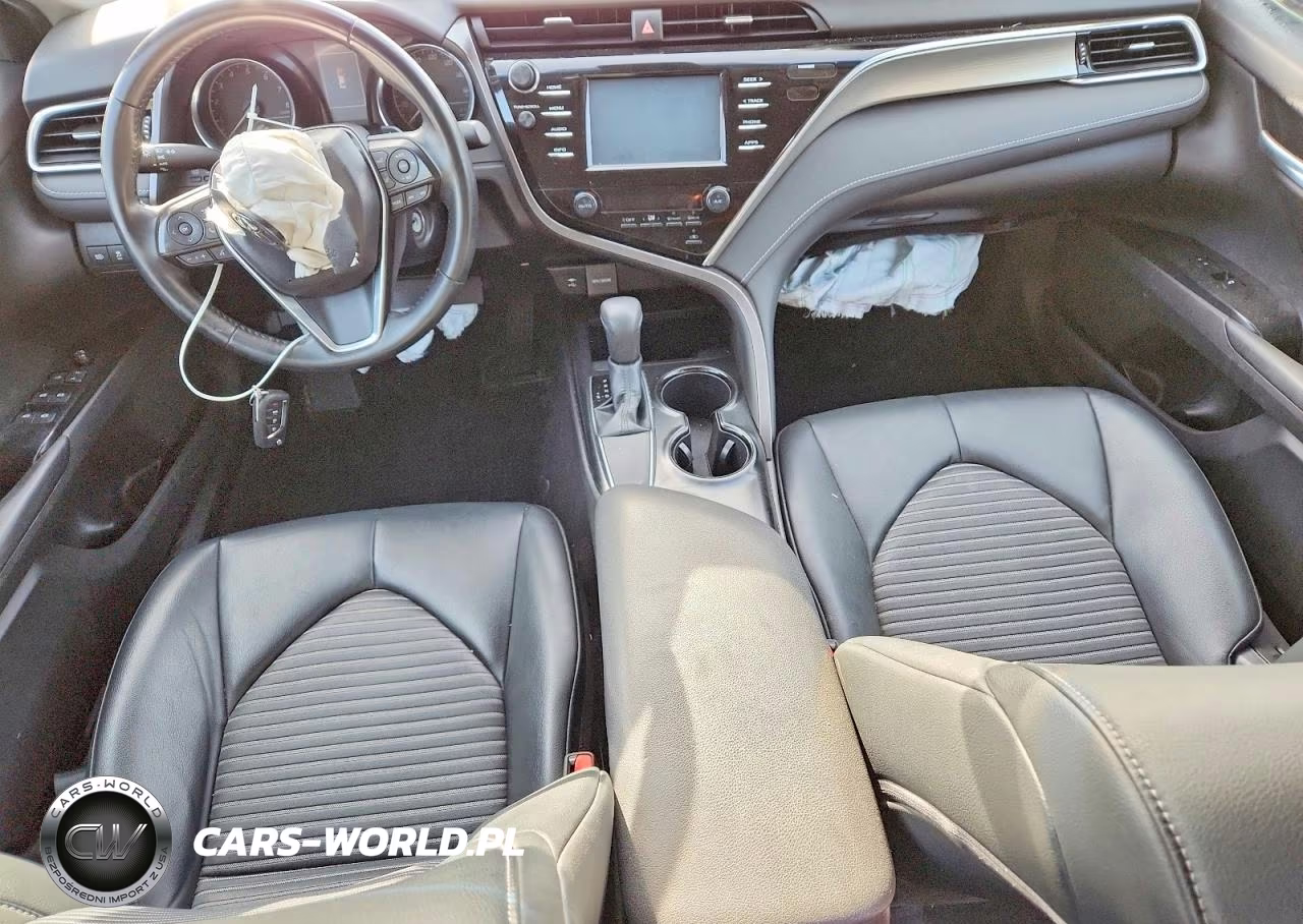 2018 Toyota Camry Se VIN:4T1B11HK9JU149871 - 8