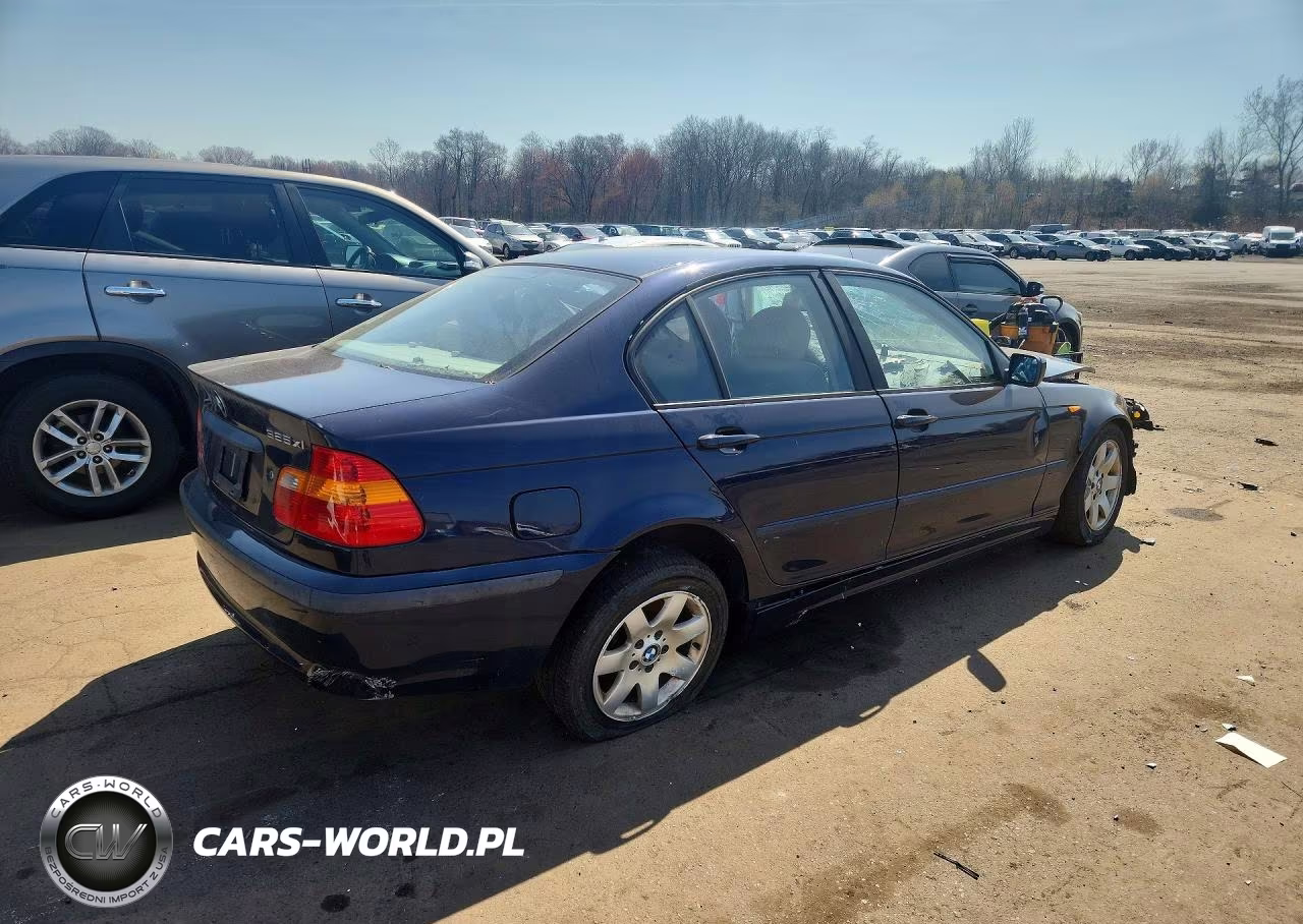 2002 BMW 325 Xi VIN:WBAEU33482PF57419 - 3