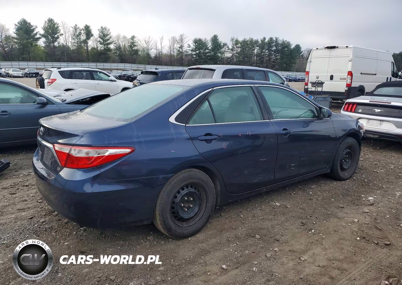 2015 Toyota Camry Le VIN:4T1BF1FK0FU997178 - 3