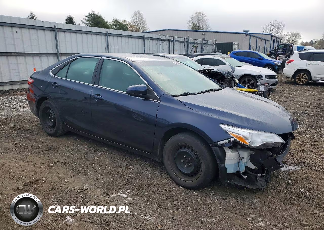 2015 Toyota Camry Le VIN:4T1BF1FK0FU997178 - 4